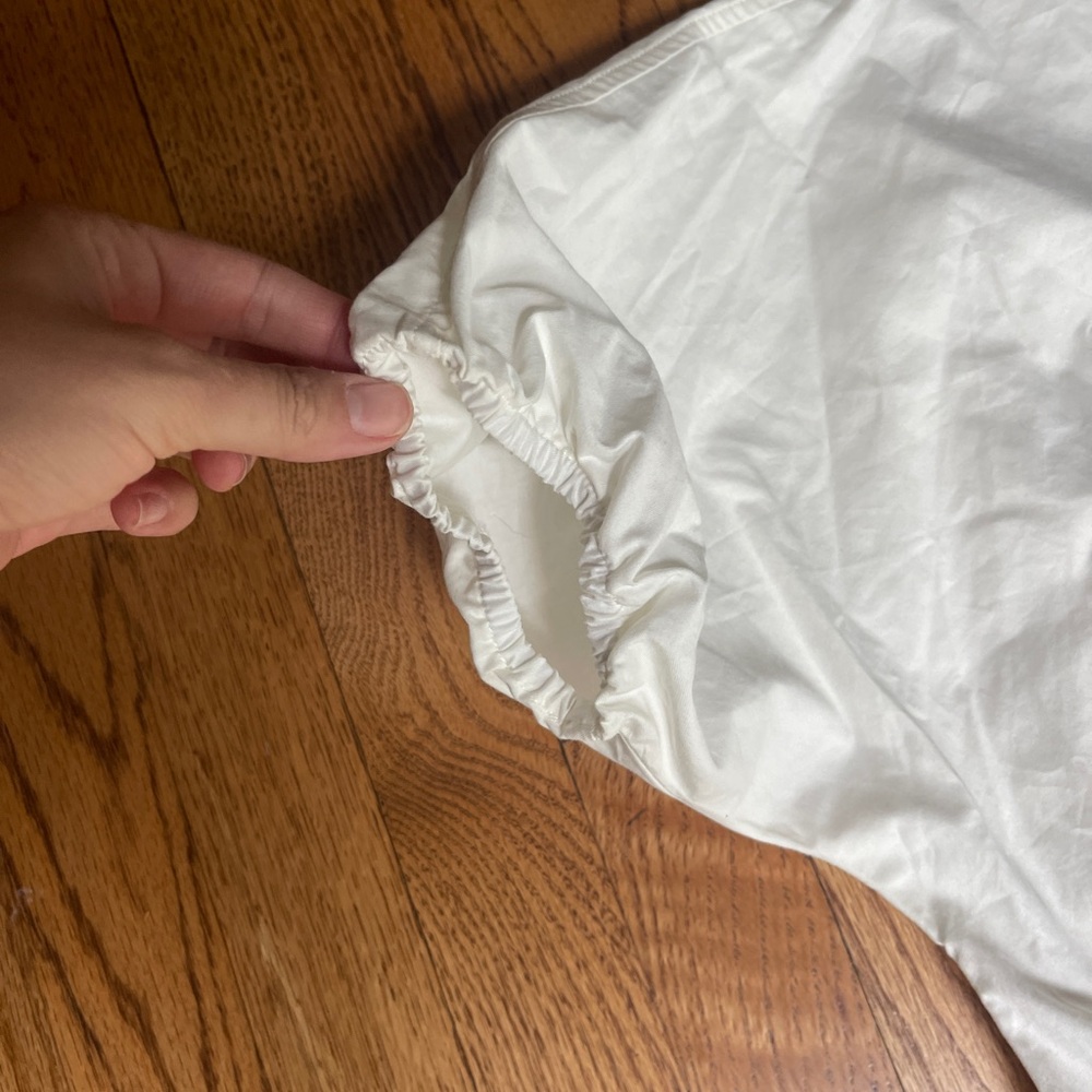 Zara Drawstring Ruched Crop Top - Picture 4 of 7
